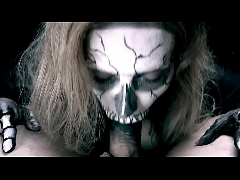 ❤️ Demon cailín sucking coileach lena béal dubh agus shlogtha cum. ❤️❌  Porn na Rúise  uainn ga.tradeis.top ️❤
